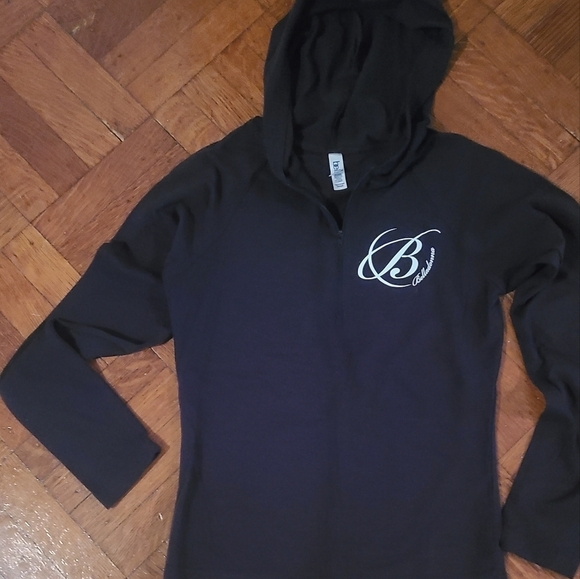 shades of love by bella Tops - Shades of love yoga top/jacket sz small